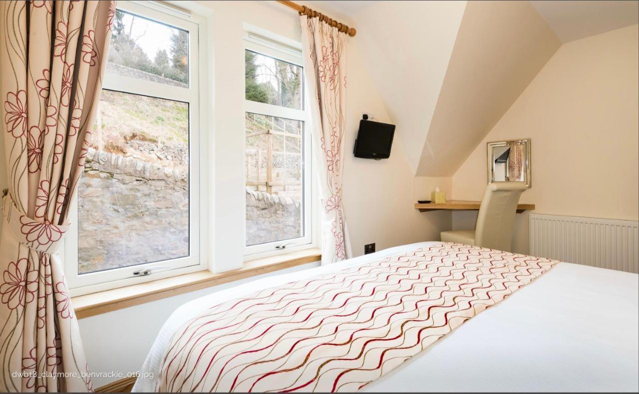 The Claymore Guest house 4*