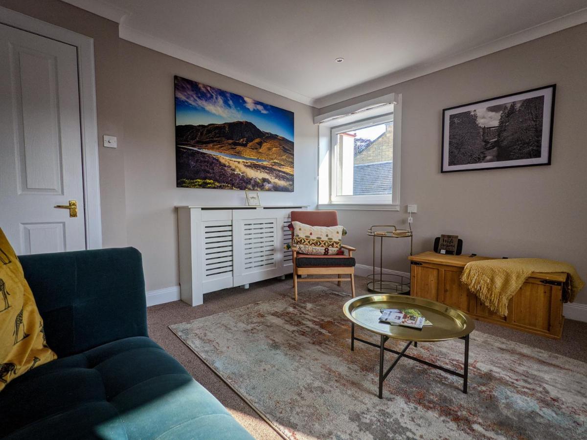 Beautiful Spacious Flat, Apartment *