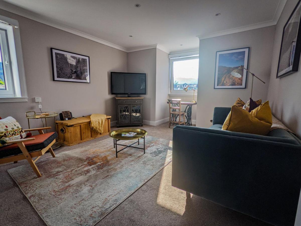 Beautiful Spacious Flat, Apartment Pitlochry