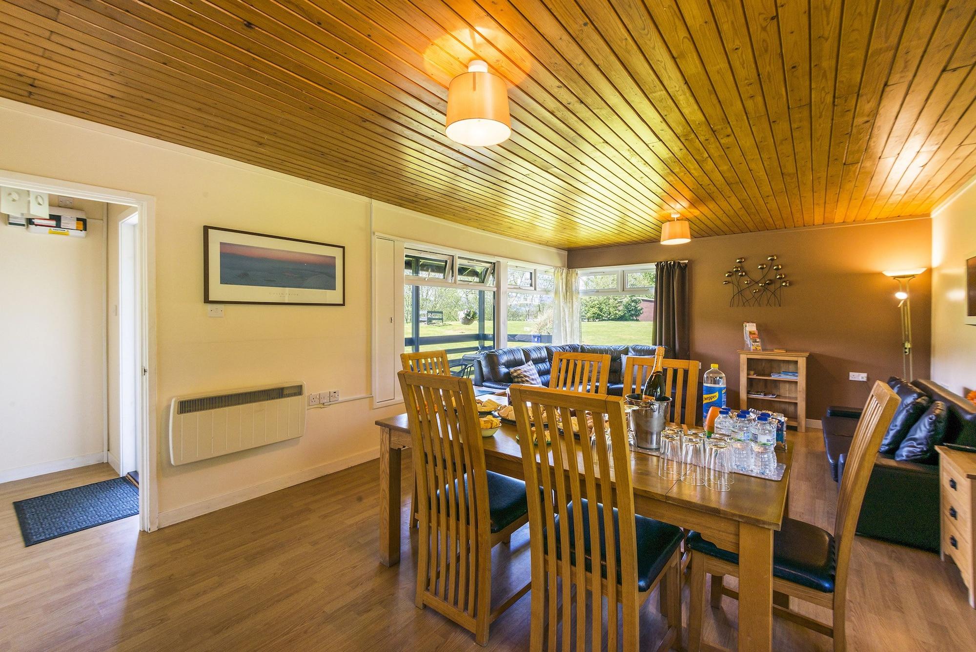 Lodge Logierait Pine