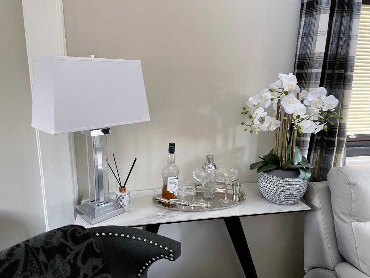 Luxury Riverside Lodge, Blair Atholl Holiday home