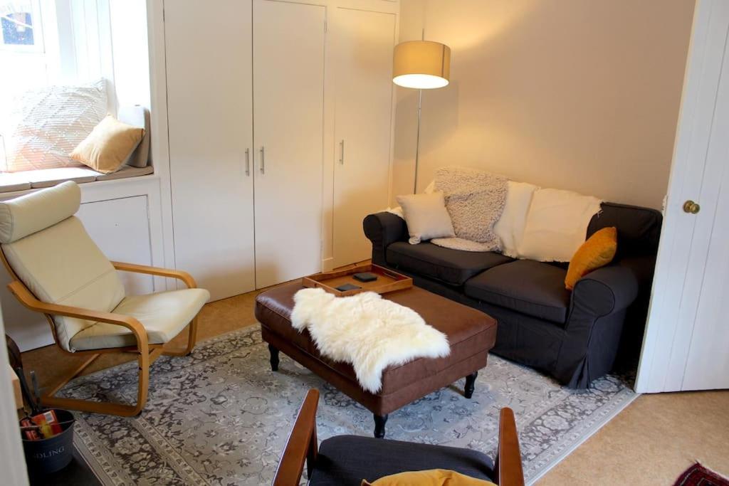 Borenich Farm Cottage, Private Loch Access