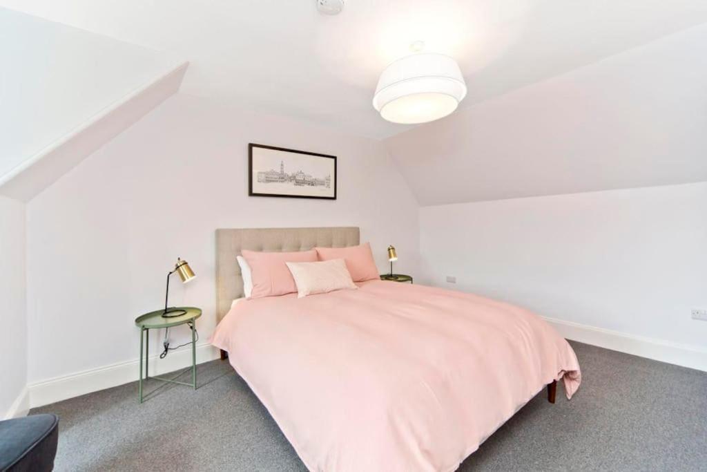 Inveresk House *