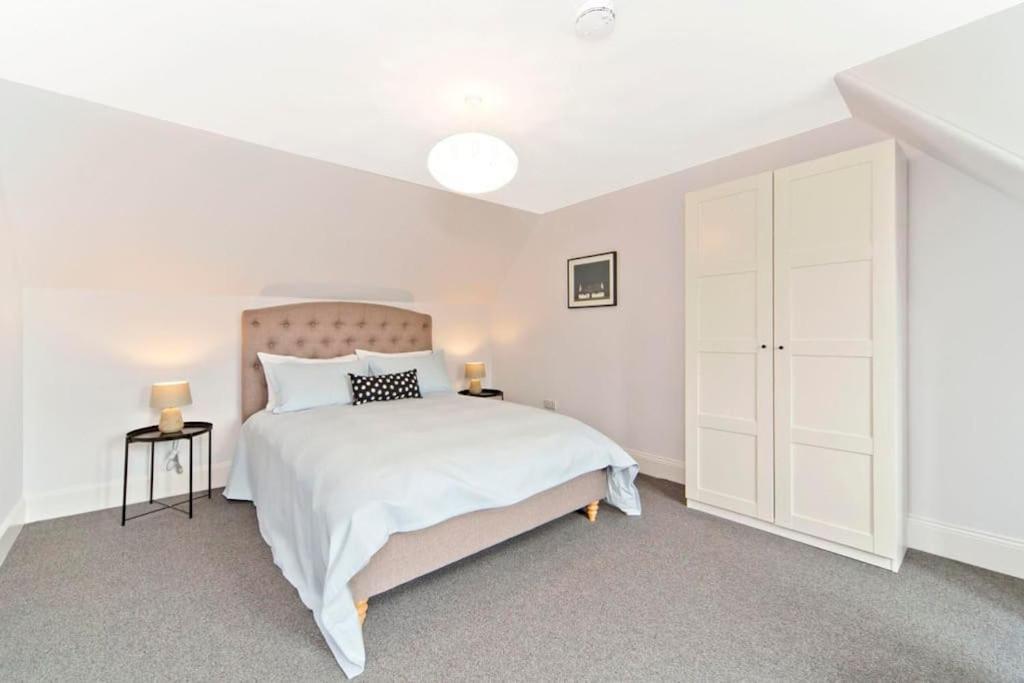 Inveresk House *