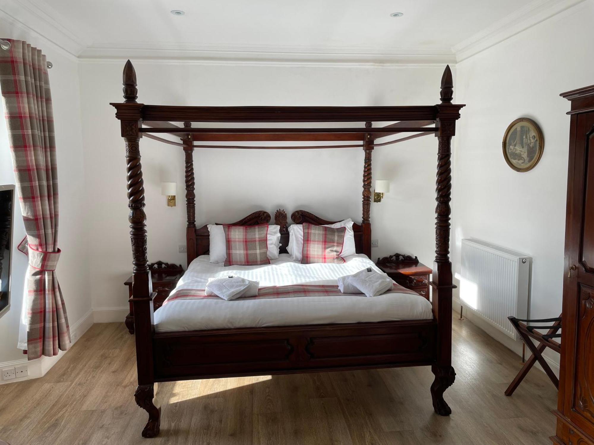 The Claymore Guest house