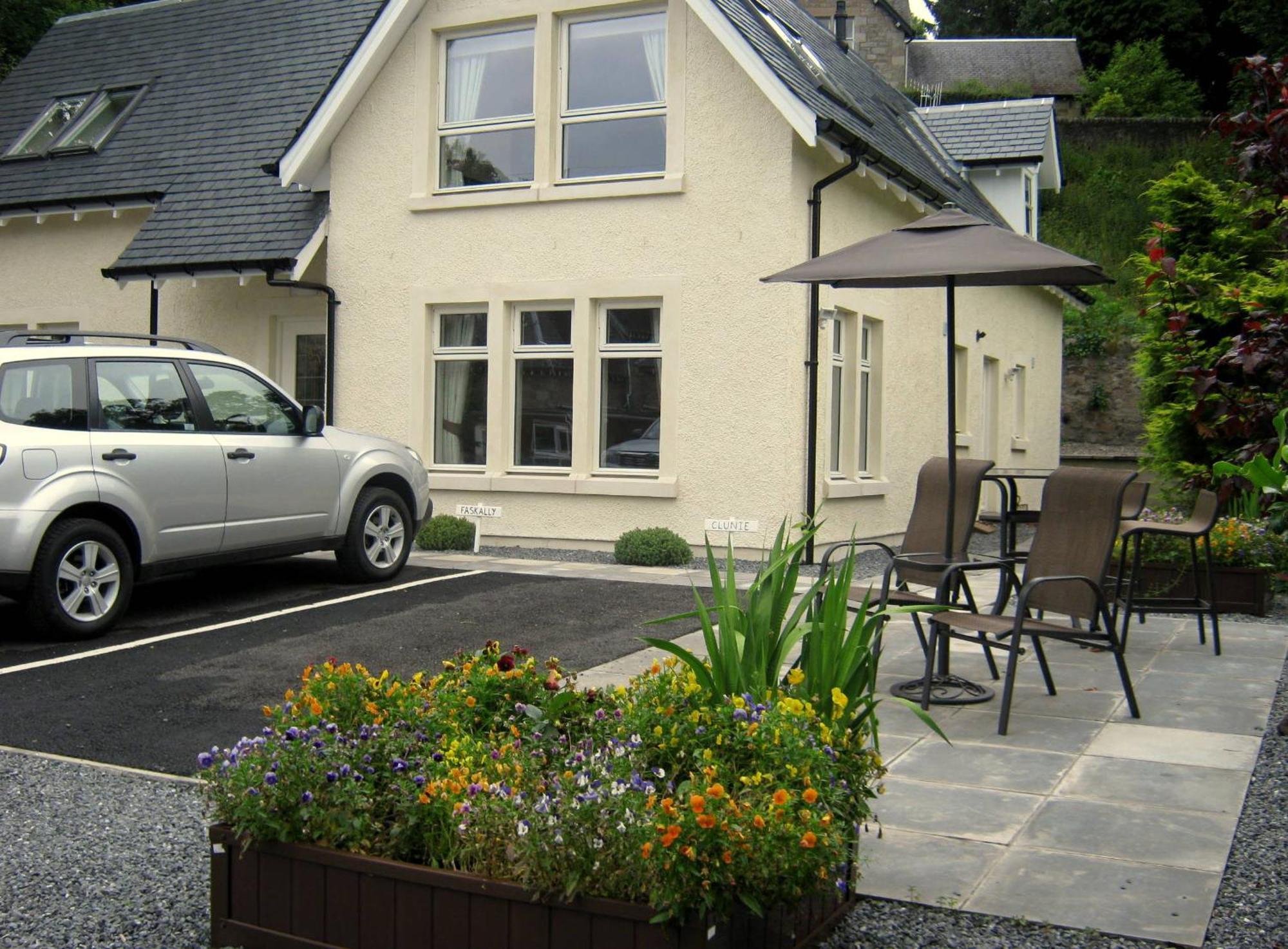 The Claymore Pitlochry