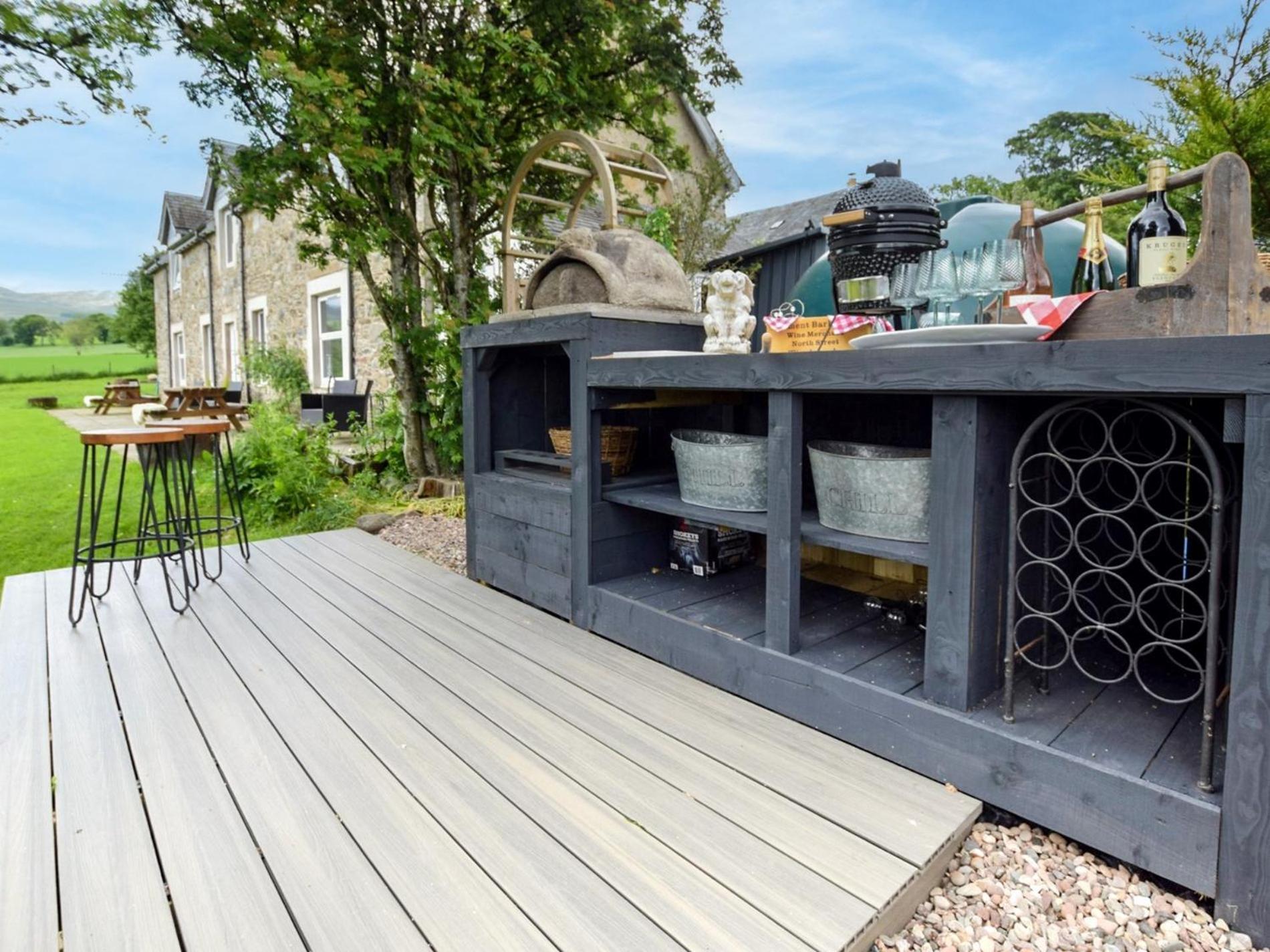 3 Bed In 59677
