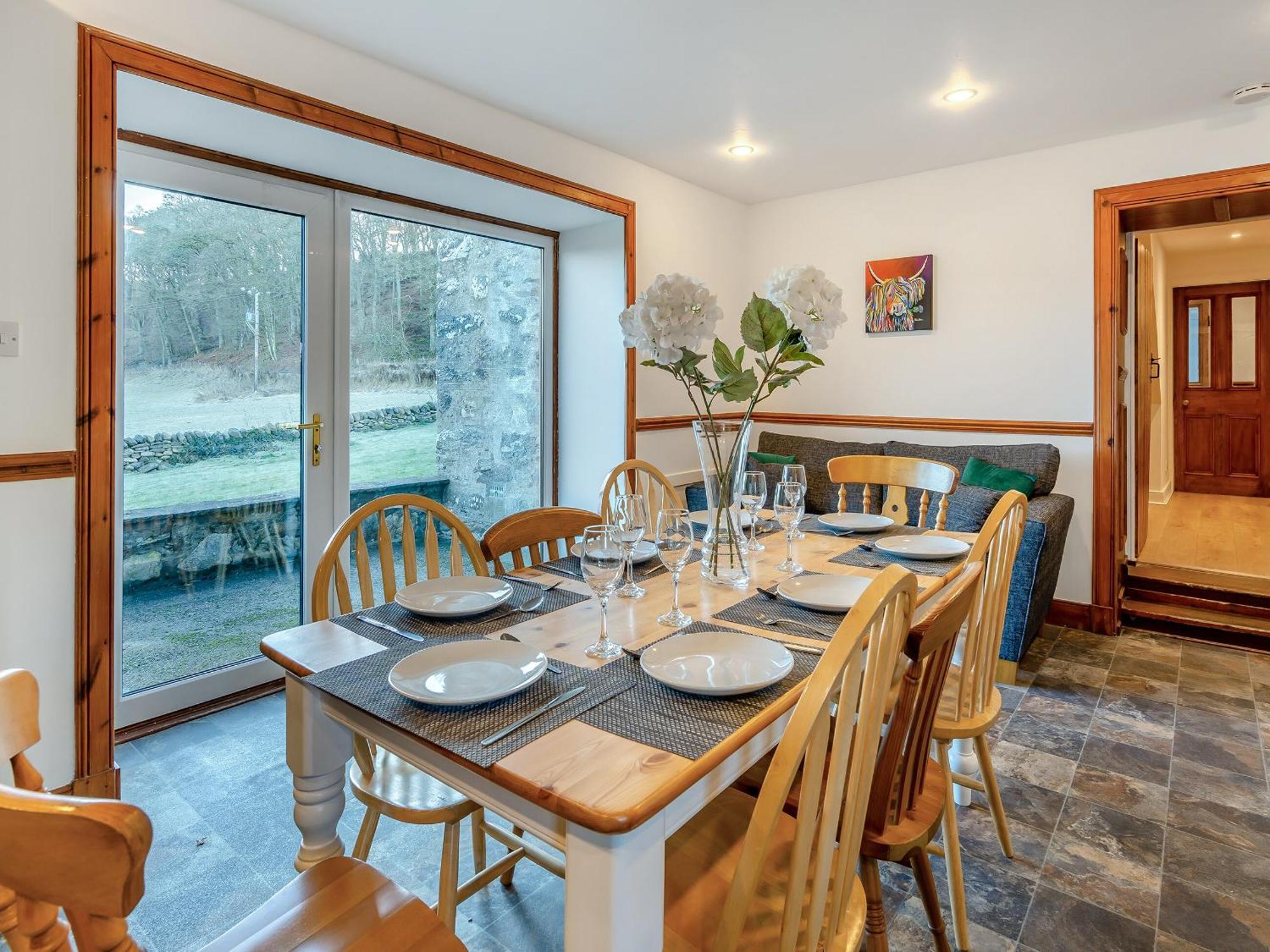 Balnamuir Holiday home *