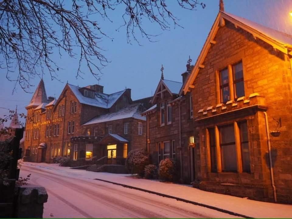 Bonnie Taigh With Free Parking 24 * Pitlochry
