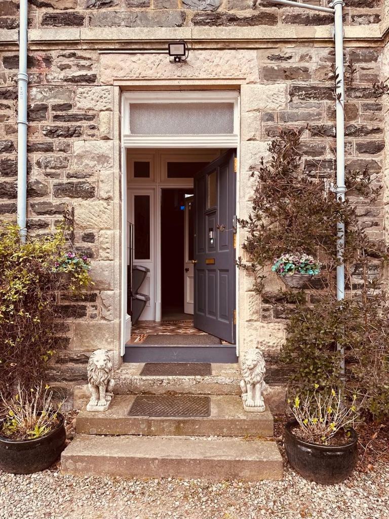 Kinnaird Villa *