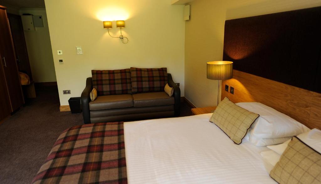 Craigmhor Lodge & Courtyard Country house *