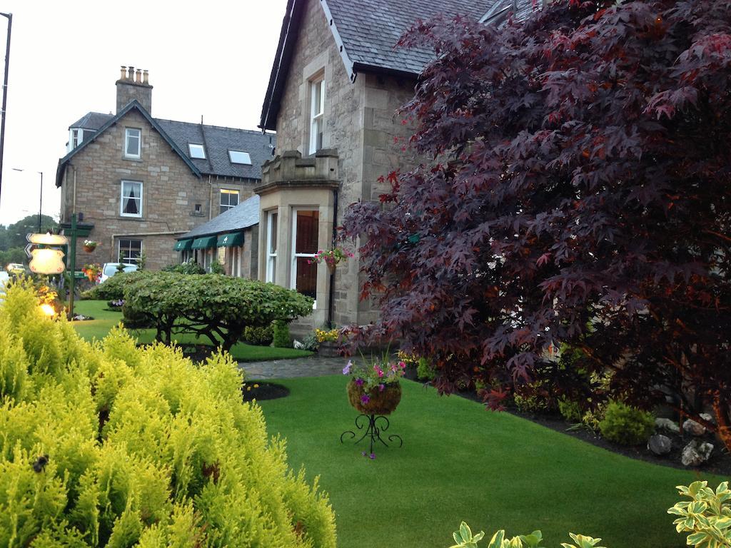 Bed & Breakfast Buttonboss