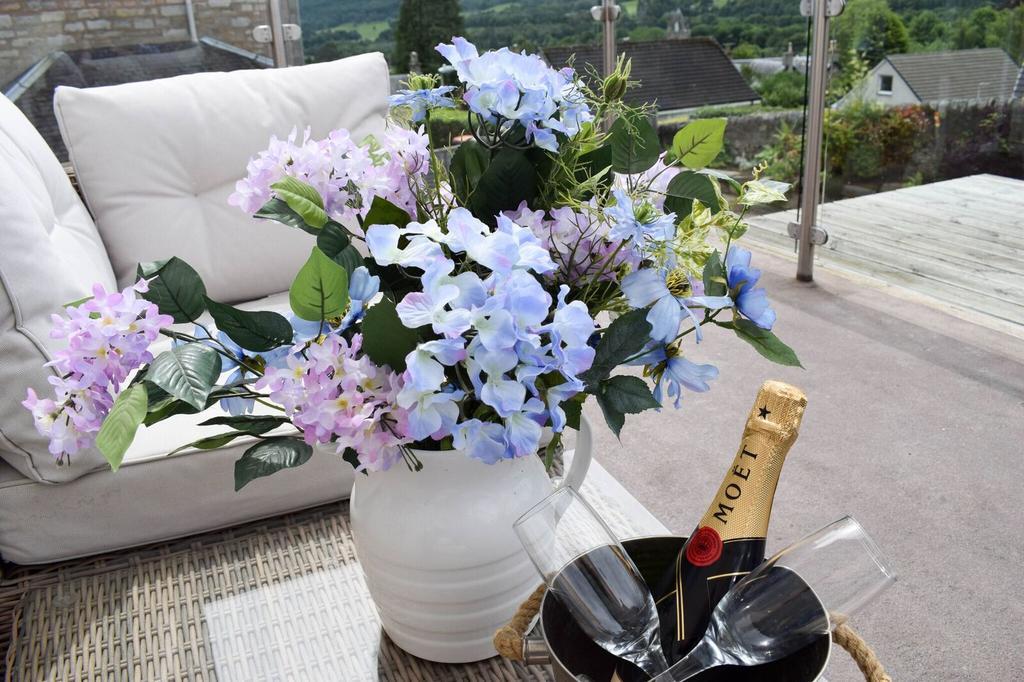 Country house Craigmhor Lodge & Courtyard Pitlochry