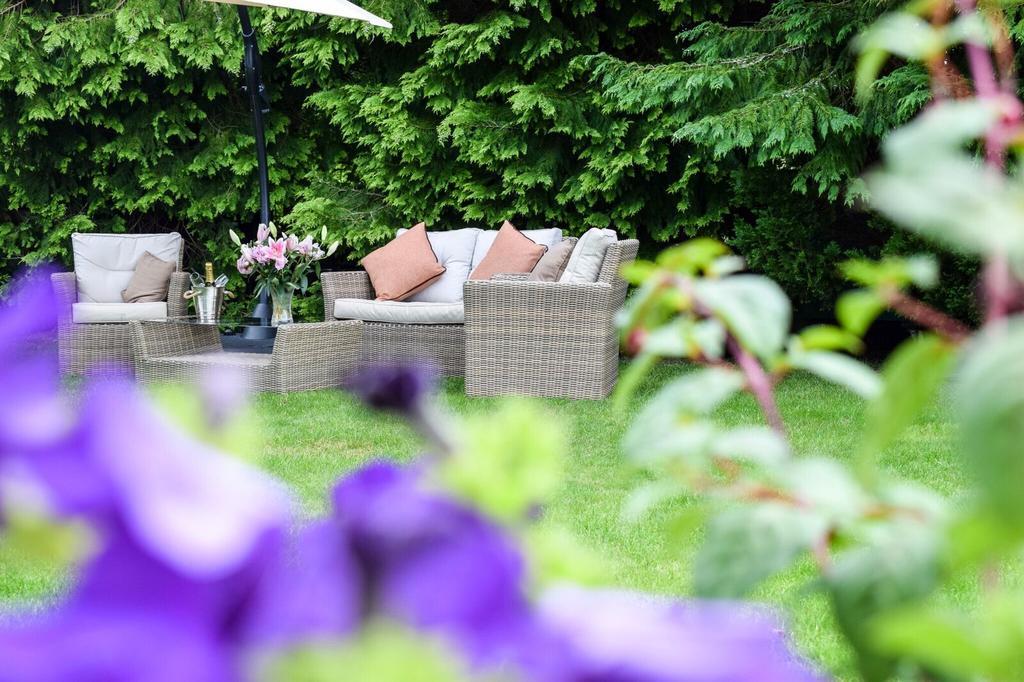 Country house Craigmhor Lodge & Courtyard Pitlochry