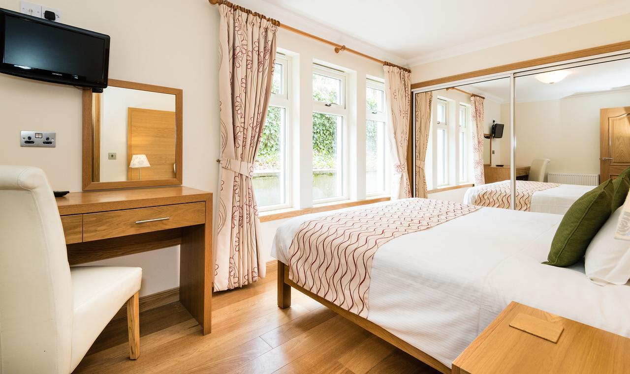 The Claymore Guest house 4*