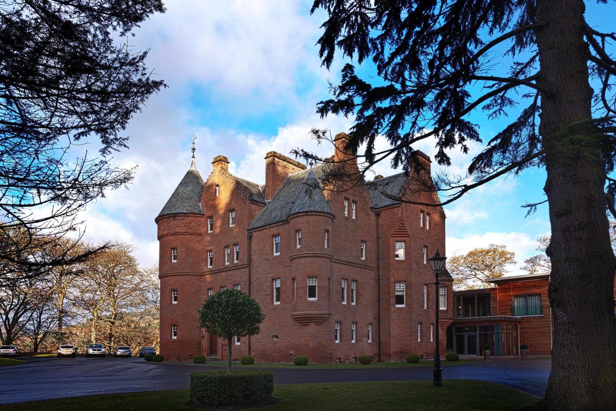 Fonab Castle Hotel 5*