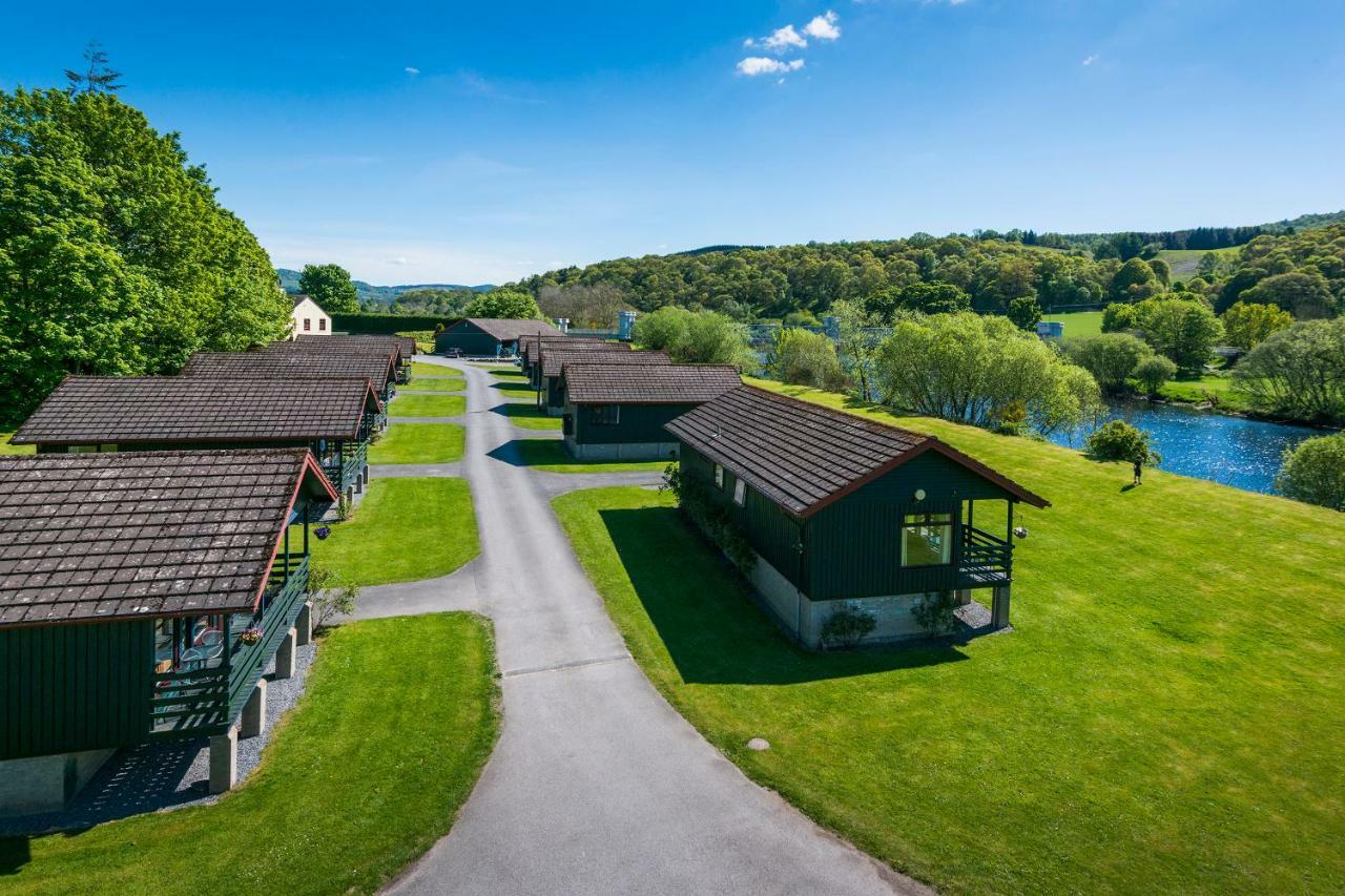 Lodge Logierait Pine *