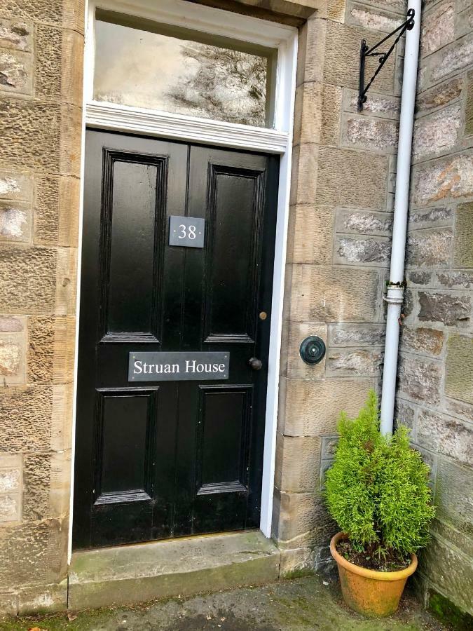 Struan House *