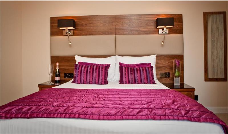 Rosehill 4*
