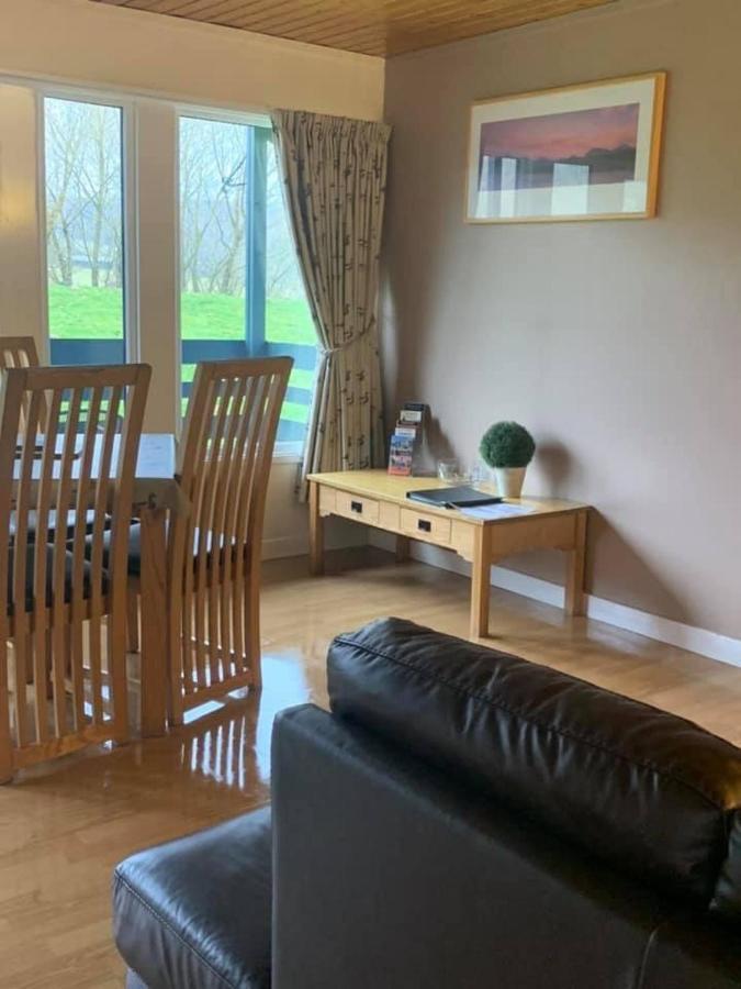 Lodge Logierait Pine *